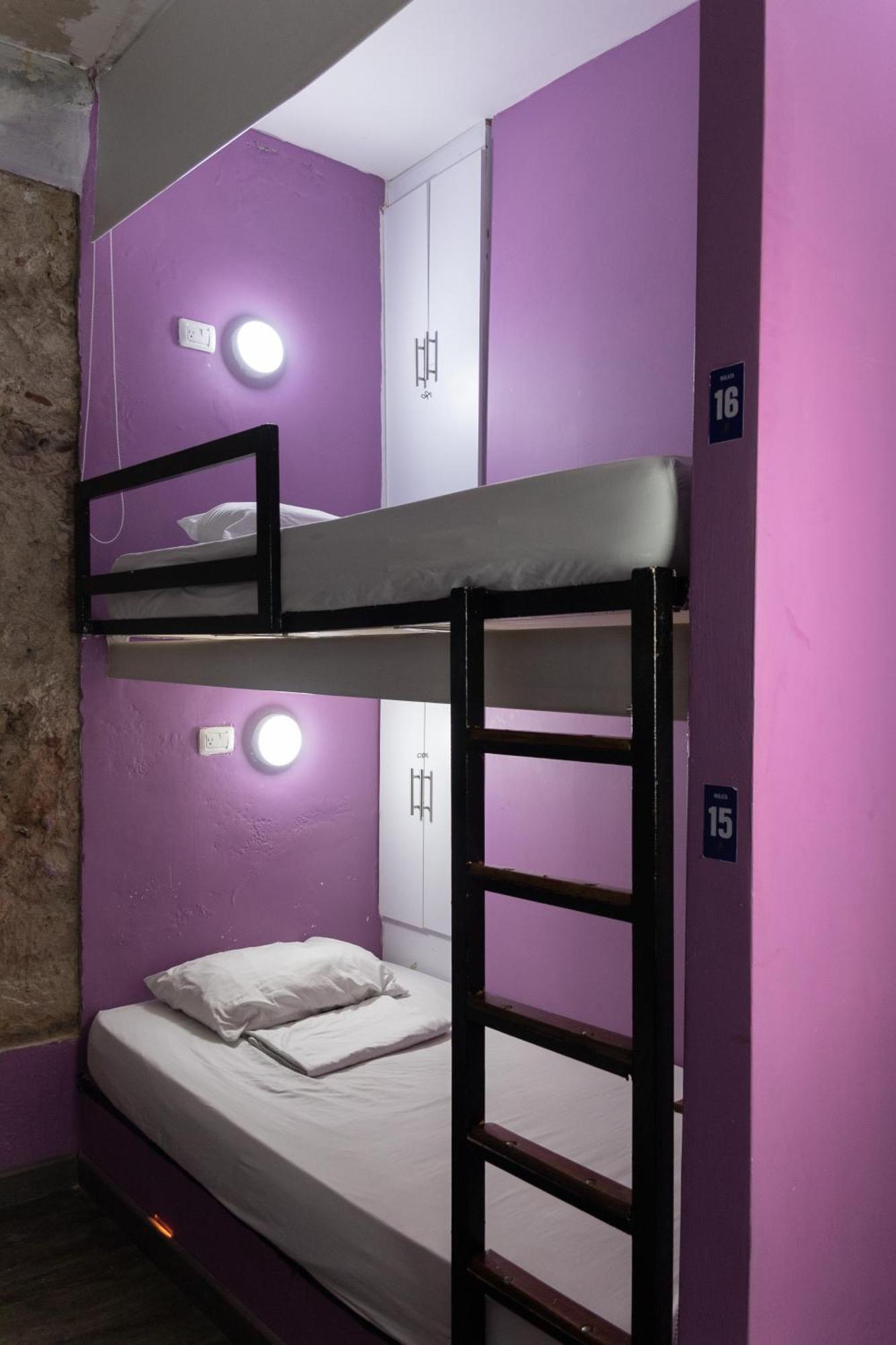 Seven Nights Hostel Cartagena Bilik gambar